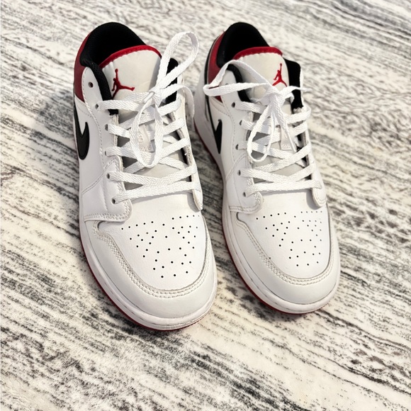 Nike Air Jordan - Picture 2 of 4